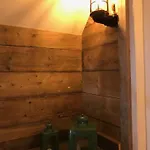 Pats Bed and Breakfast 4*